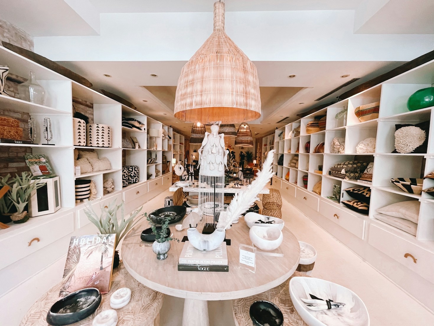 From Plant to Jar: The Art of Handcrafted Skincare